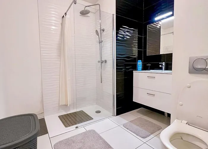 Chouette Pres De L'arena Et De La Gare Centre De